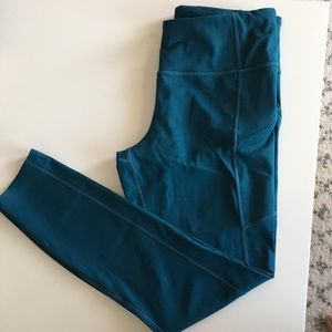 Athleta laser cut contenders